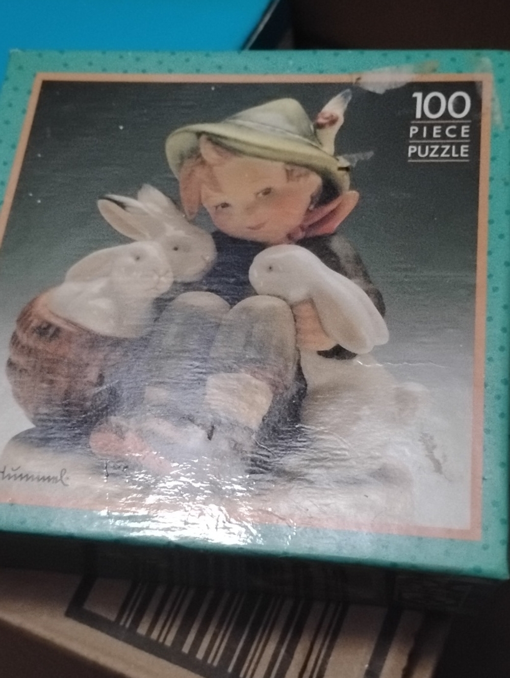 Hummel Bunny Puzzle with Teal Accent - 100 Piece